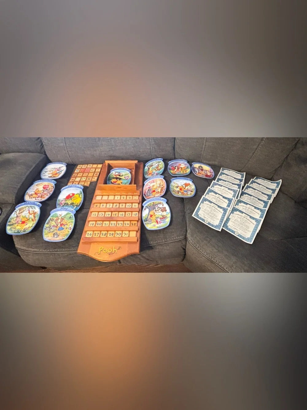 Bradford Exchange Winnie the Pooh Perpetual Wall Calendar w/12plates&all pieces.